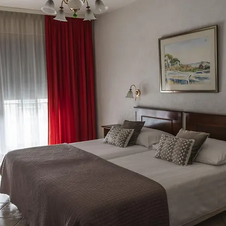Excelsior Hotel 3*